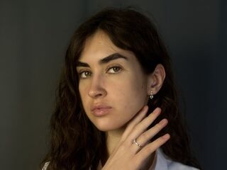 voyeur webcam ShelaCurren