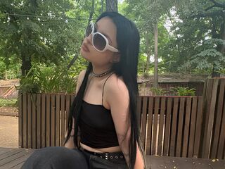 sexy webcamgirl ShemikaGnerre
