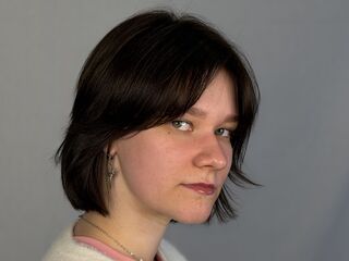 hot cam slut ShiraTorstrick