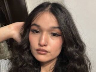 naughty cam girl fingering pussy SorayaBenezra