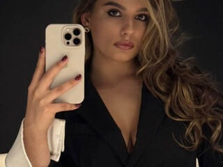 jasmin porn webcam TaHillmer