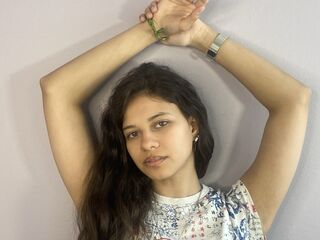 camwhore masturbating with sextoy TaynaFreise
