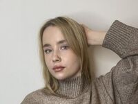 girl showing tits TeishaCaram