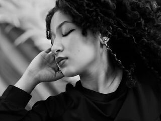 camslut topless TrixieBarbie