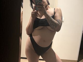 camwhore fingering shaved pussy TropicalMidnight