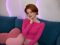 camgirl masturbating with vibrator ValeryAddison