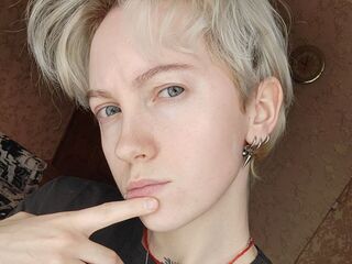 cam girl playing with dildo VelvetSpark