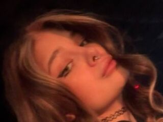 chat room webcam photo ViolaKerelina