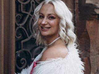 extreme cam picture WilsonAvery