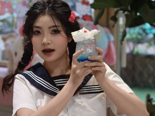 chat with cam YangyiXiao