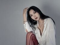 beautiful girl YeseniaCousens
