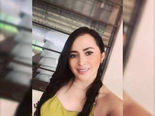 beautiful camgirl mialaurentt
